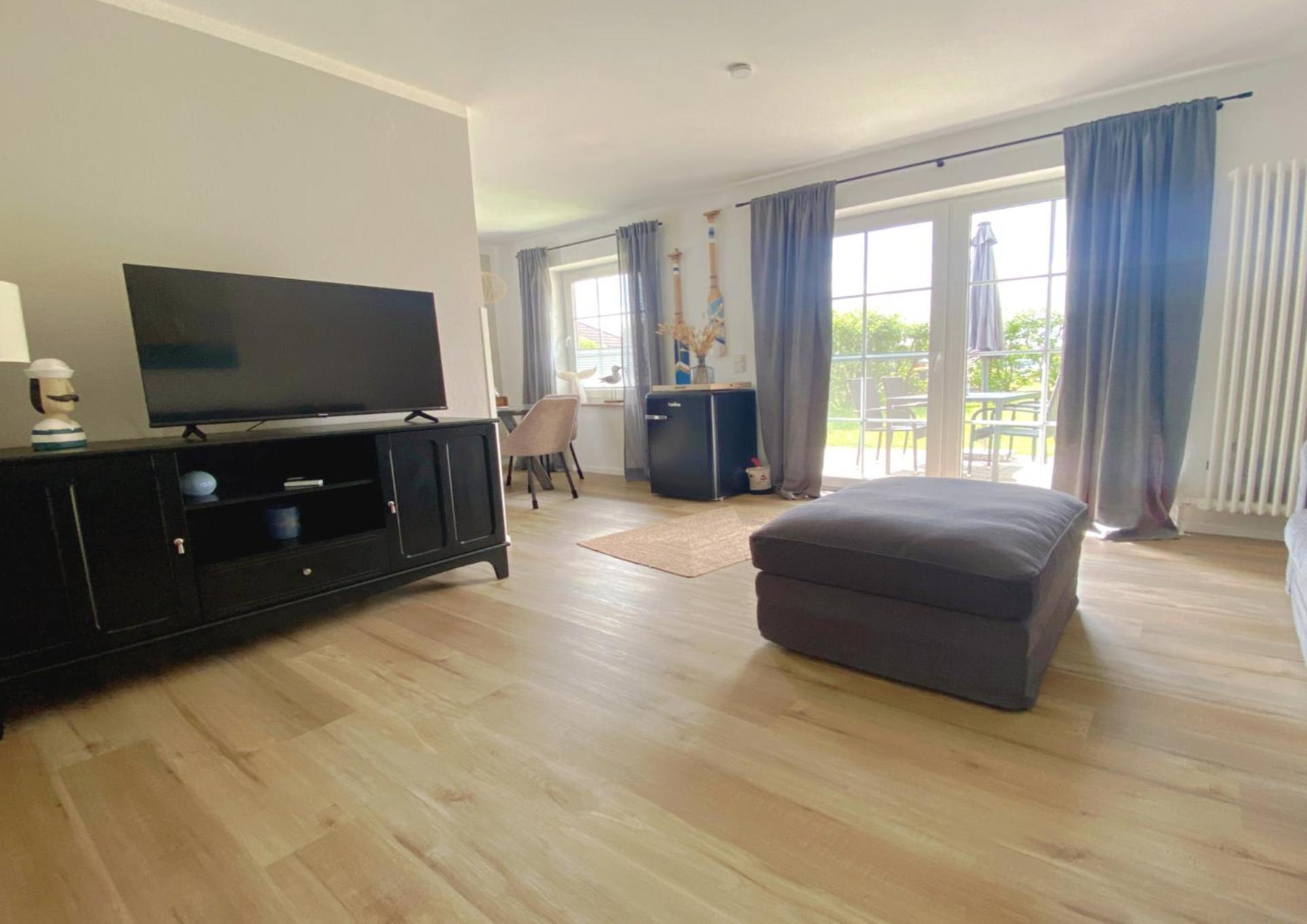 Nessmersiel, Renovierte Erdgeschosswohnung Mit Garten In Deichnaehe, Wallbox, Bettwaesche Inklusive Neßmersiel 외부 사진